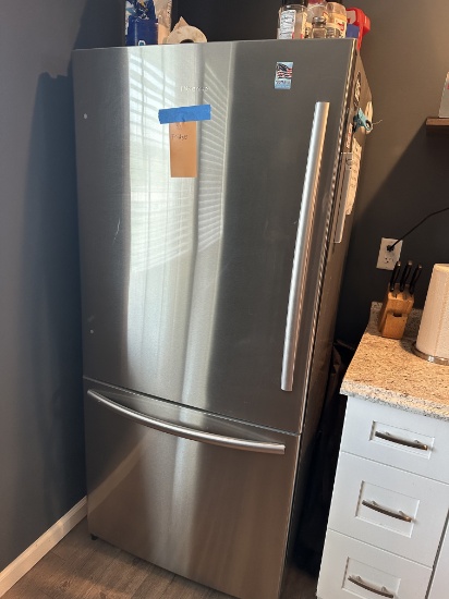 Fridge