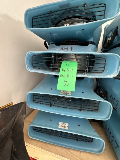 (1) Dri-eaz Velo Pro Air Movers- (3) Dri-eaz Velo Air Movers