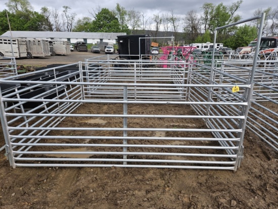 new livestock pen w/entry