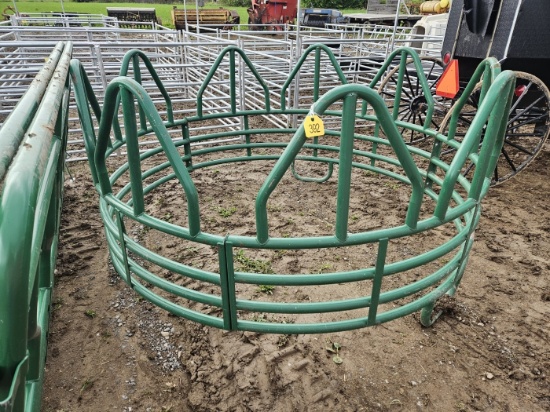 new hay feeder