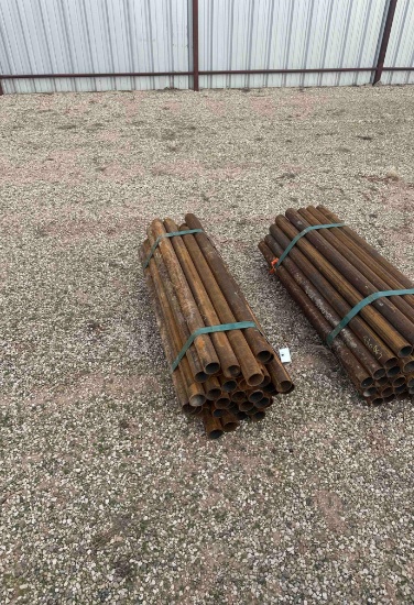 Bundle of 4 foot pipe