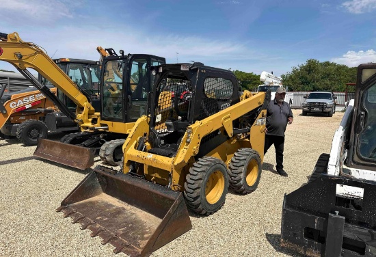 CAT 232D Skid Loader
