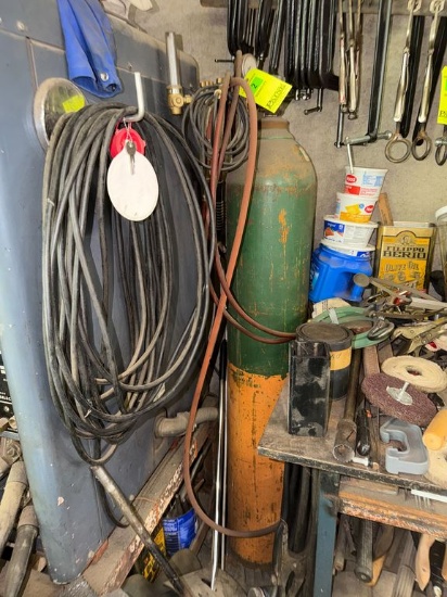 (1) Argon Gas Cylinder