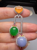 An Exquisite 18k Gold Diamond Inlaid Jadeite Pendant