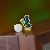 An Exquisite Sterling Silver-Gold Plated Inlaid Jasper Enamel Ring