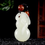 An Exquisite White Jade Gourd Pendant