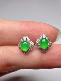 A Pair of Exquisite 18k Gold Diamond Inlaid Jadeite Earrings
