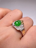 An Exquisite 18k Gold Diamond Inlaid Jadeite Ring