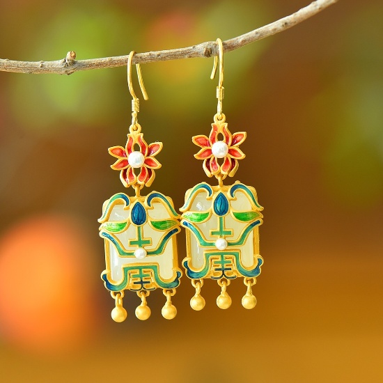 A Pair of Exquisite Sterling Silver-Gold Plated Inlaid White Jade Earrings,Inlaid Pearls