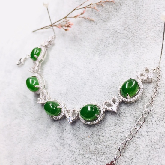 An Exquisite Sterling Silver Inlaid Jasper Bracelets,Inlaid Diamond
