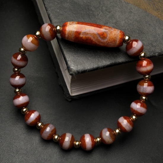 An Exquisite Dzi Bead Bracelets