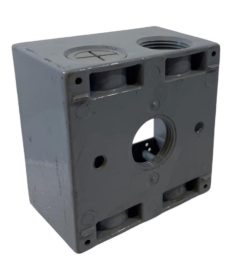 NEW - YAGI 2IHD5-3 Outlet Box 2 Gang 5 Hole 1 Inch