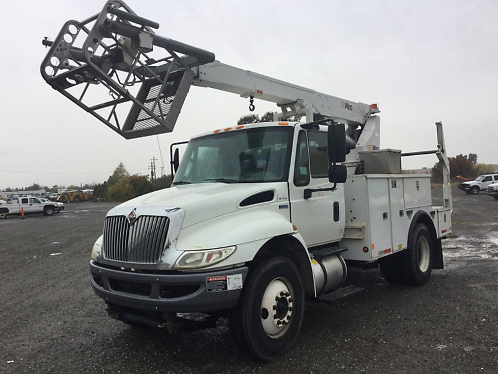 Dixon, CA) Altec A40P, Telescopic Non-Insulated Cable Placing Bucket Truck  center mounted on 2012 I | Commercial Trucks Bucket Trucks Cable Placing  Bucket Trucks | Online Auctions | Proxibid