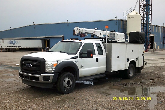 (Wathena, KS) 2014 Ford Extended-Cab Mechanics Service Truck Runs, drives and operates
