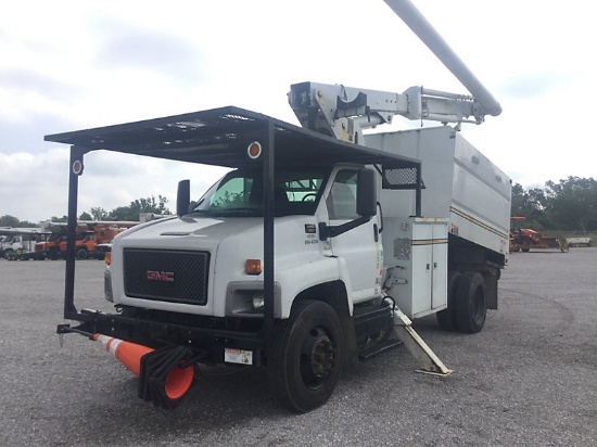 (Verona, KY) Altec LRV-56, Over-Center Bucket Truck mounted behind cab on 2008 GMC C7500 Chipper Dum