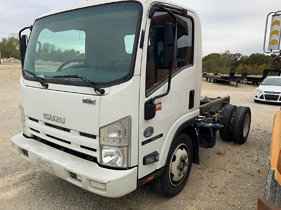 (Wright City, MO) 2011 Isuzu NQR Cab & Chassis Not running, Condition Unknown, Check Engine Light On