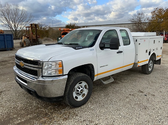 (Des Moines, IA) 2013 Chevrolet K2500HD 4x4 Extended-Cab Enclosed Service Truck Runs & Moves, Check