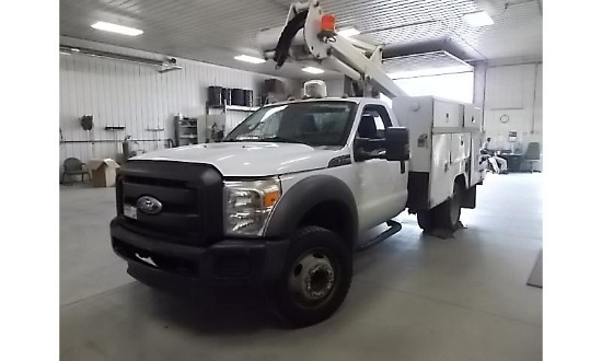 (Ashland, OH) ETI ETC29-SNT, Telescopic Non-Insulated Bucket Truck mounted behind cab on 2011 Ford F