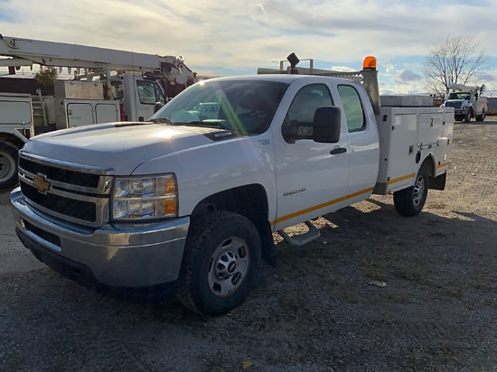 (Des Moines, IA) 2012 Chevrolet K2500HD 4x4 Extended-Cab Enclosed Service Truck Runs & Moves, Check