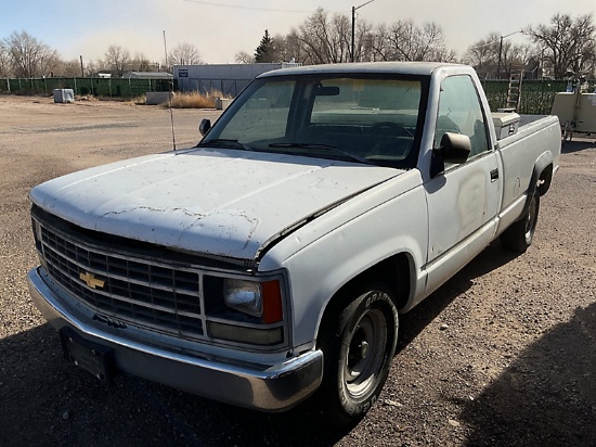 (Fountain, CO) 1991 Chevrolet C1500 Pickup Truck Runs & Moves, Seller States: Needs New Fuel Pump