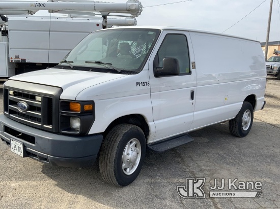 (South Beloit, IL) 2012 Ford E250 Cargo Van Runs & Moves) (Body Damage