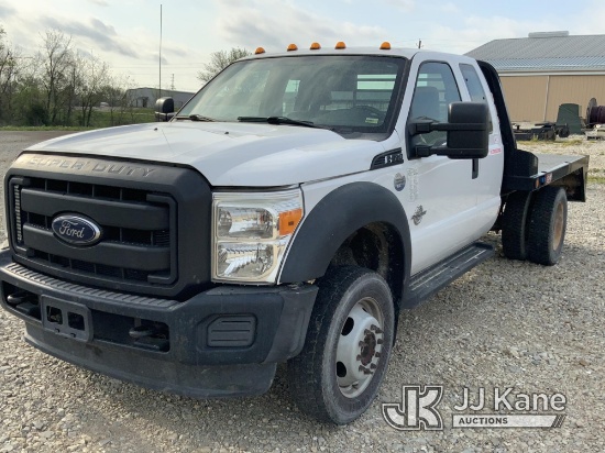 (Tipton, MO) 2015 Ford F550 4x4 Extended-Cab Flatbed Truck Runs and Moves, Check Engine Light On. Pe