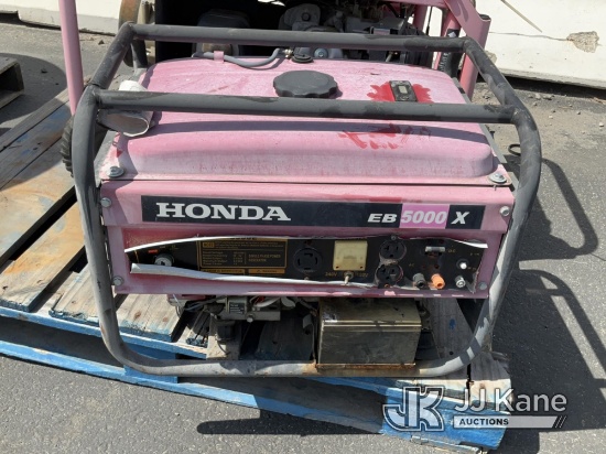 (Jurupa Valley, CA) Honda EB5000X Generator (Used) NOTE: This unit is being sold AS IS/WHERE IS via