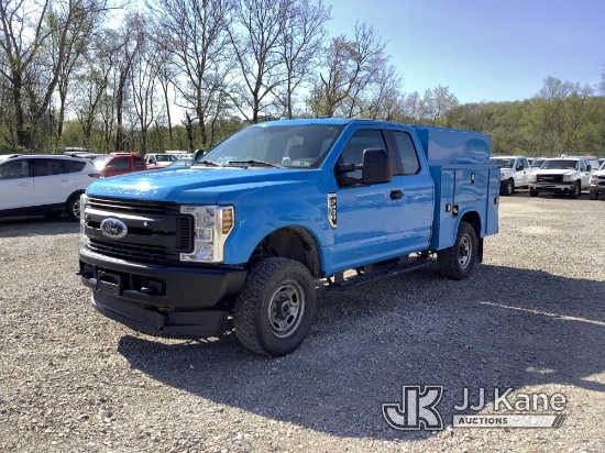 2018 Ford F250 4x4 Extended-Cab Enclosed Service Truck Runs & Moves, Check Engine Light On, Rust & B