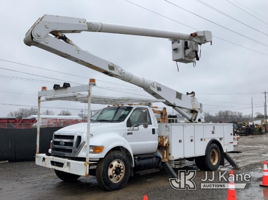 Altec AA755MH, Material Handling Bucket Truck rear mounted on 2011 FORD F750 Utility Truck Runs, Mov