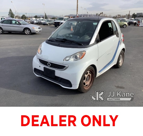 (Jurupa Valley, CA) 2015 SMART ECAR COUPE Does Not Charge, Missing Charger, Missing Left Mirror