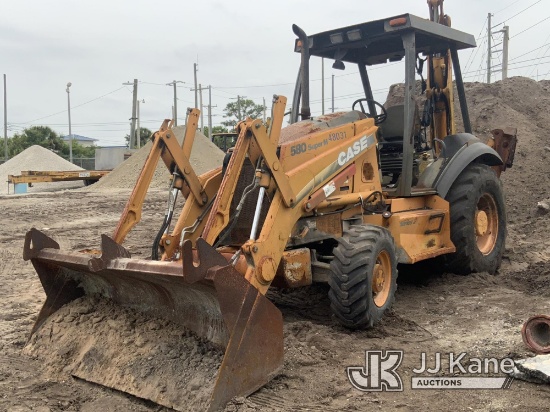 Case 580SM Tractor Loader Backhoe Not Running, Condition Unknown)( Dash Apart, Battery  Pulled Out)(