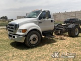 (Midland, TX) 2006 Ford F650 Cab & Chassis Runs & Moves) (Trans Shifts Rough, ABS Light On, Cracked