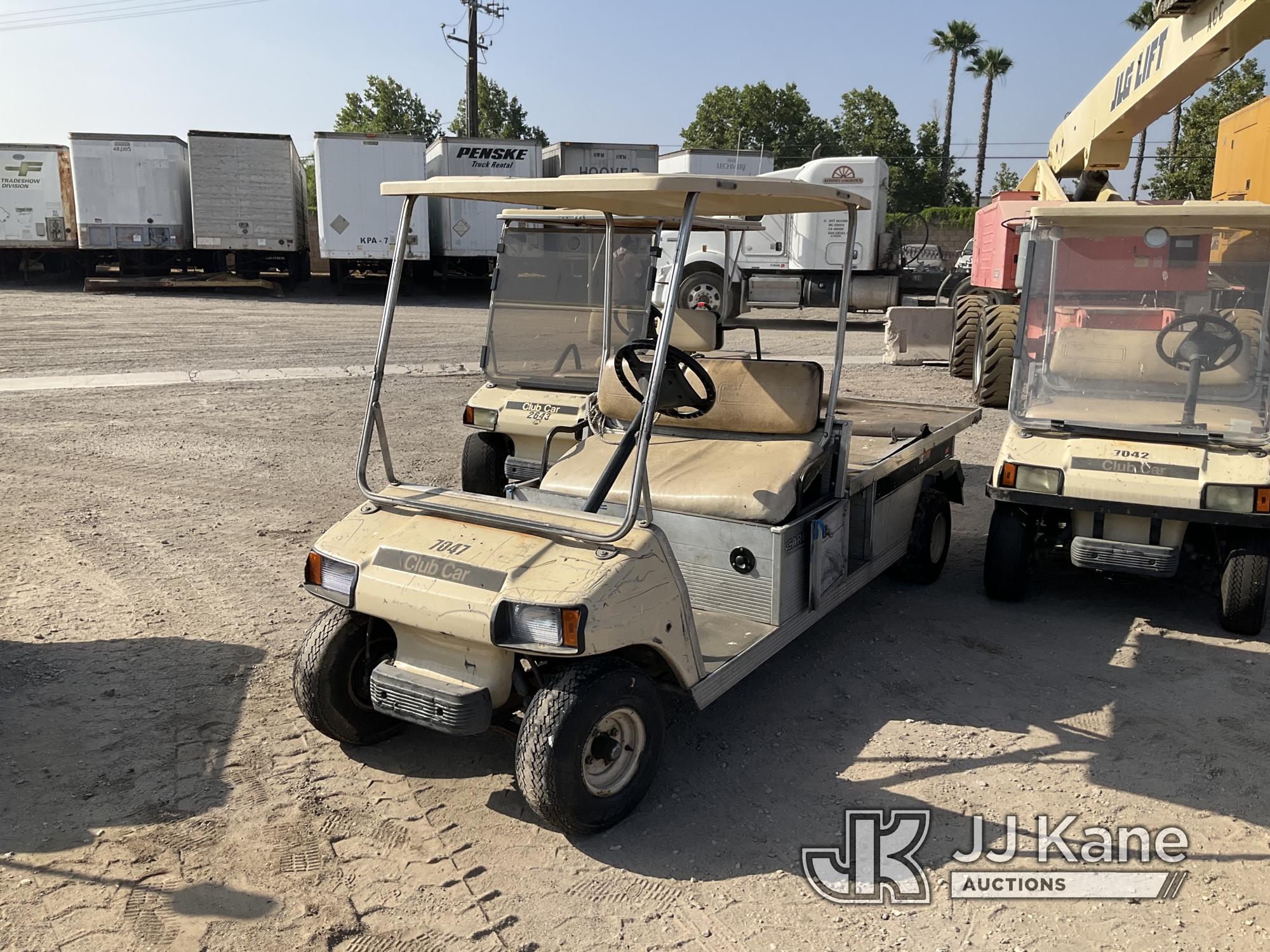 Jurupa Valley, CA) 2005 Club Car Golf Cart 2 | Proxibid