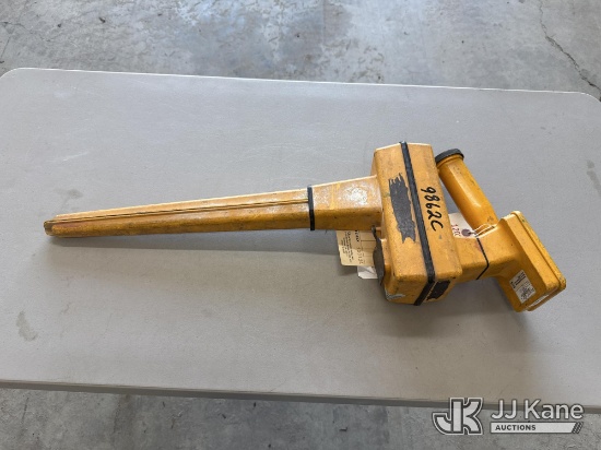 2008 Dynatel/3M 1420 Locating Equipment s/n 081000MM (Condition Unknown) NOTE: This unit is being so