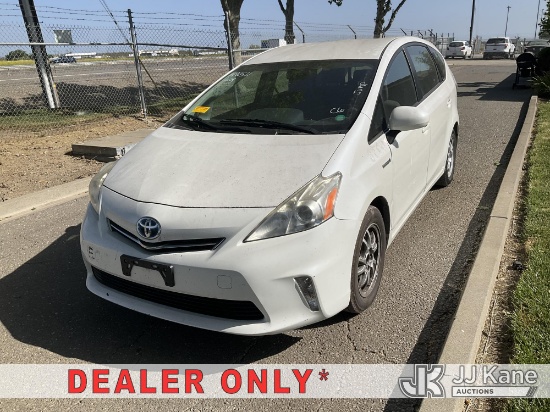 (Dixon, CA) 2012 Toyota Prius Hybrid 4-Door Hatch Back Runs & Moves) (Code C010D, Slight Paint Damag
