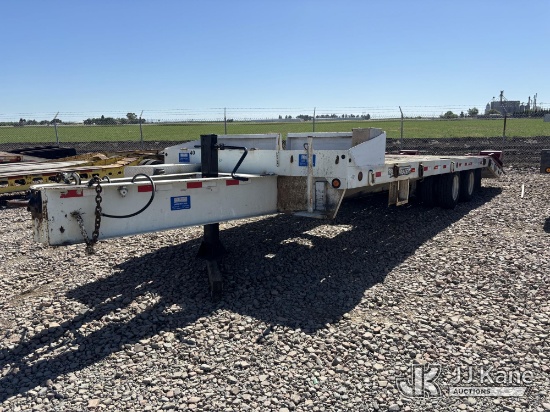 (Dixon, CA) 2007 Towmaster T-40 T/A Flatbed Equipment Trailer Towable