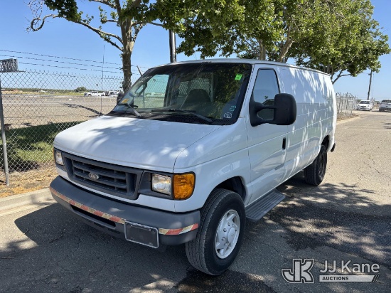 (Dixon, CA) 2007 Ford Econoline E350 Cargo Van Runs & Moves