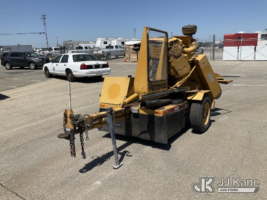 (Dixon, CA) 1996 Vermeer SC672A Stump Grinder Cranks But Cannot Start, Condition Unknown) (Leaking O