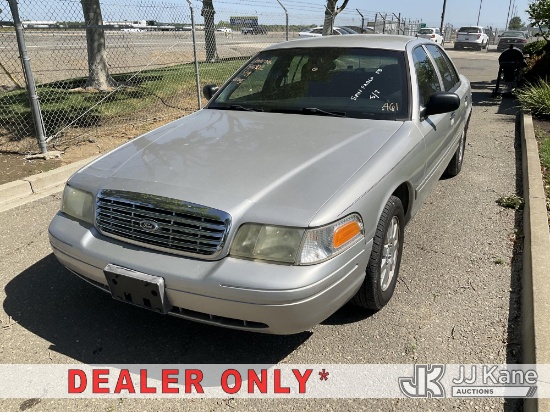 (Dixon, CA) 2007 Ford Crown Victoria LX 4-Door Sedan Runs & Moves)(Service Airbags
