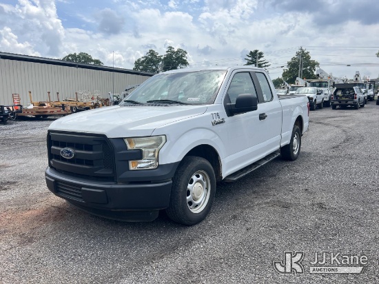 (Albertville, AL) 2016 Ford F150 Extended-Cab Pickup Truck, (Municipality Owned) Runs & Moves) (Jump