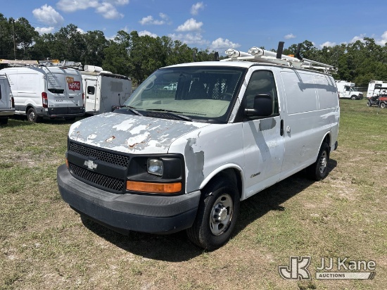 (Tampa, FL) 2006 Chevrolet Express G2500 Cargo Van Runs & Moves) (Check Engine Light, Paint & Body D