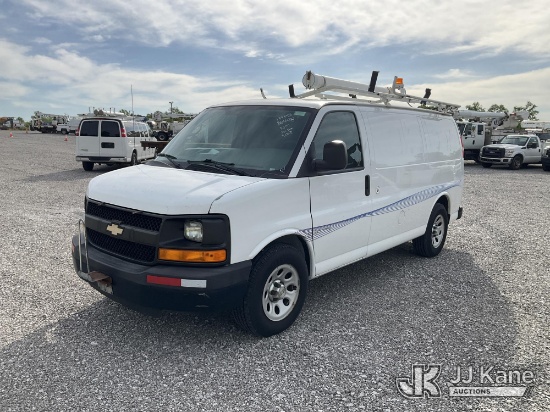 (Verona, KY) 2013 Chevrolet Express G1500 Cargo Van Runs & Moves) (Ignition Damage, Rust/Body Damage