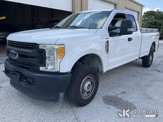(West Palm Beach, FL) 2017 Ford F250 SD 4x4 Extended-Cab Pickup Truck Runs & Moves) (Body Damage, FL