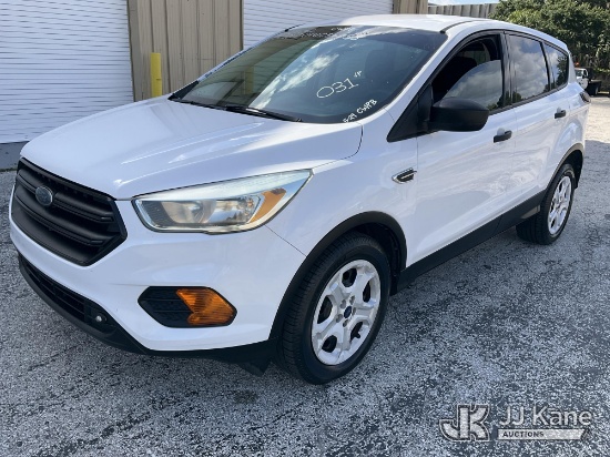 (West Palm Beach, FL) 2017 Ford Escape 4-Door Sport Utility Vehicle Runs & Moves) (Body/Paint Damage
