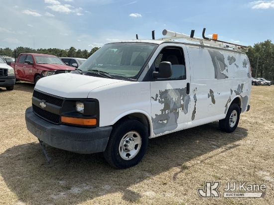 (Tampa, FL) 2005 Chevrolet Express G3500 Cargo Van Runs & Moves) (Jump To Start, Body Damage, Paint