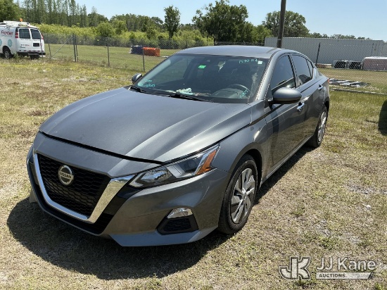 (Thonotosassa, FL) 2021 Nissan Altima 4-Door Sedan, Former Police Vehicle State of FL Unit)(Runs & M