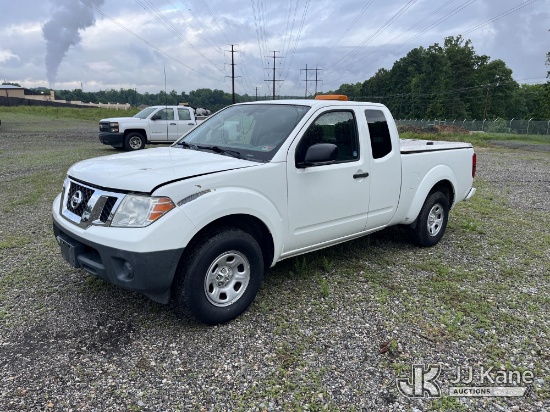 (Chester, VA) 2018 Nissan Frontier Extended-Cab Pickup Truck Runs & Moves) (Possible Gas Leak, Smell