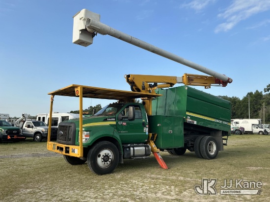 (Thonotosassa, FL) Altec LR7-58, Over-Center Bucket Truck mounted behind cab on 2017 Ford F750 Chipp