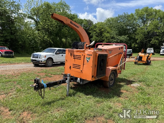 (Kodak, TN) 2015 Vermeer BC1000XL Chipper (12in Drum) No Title) (Jump to Start) (Minor Body Damage) 