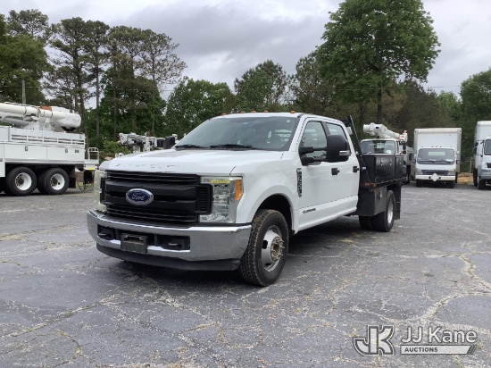 (Graysville, AL) 2017 Ford F350 Crew-Cab Flatbed/Service Truck Runs & Moves) (Body/Rust Damage
